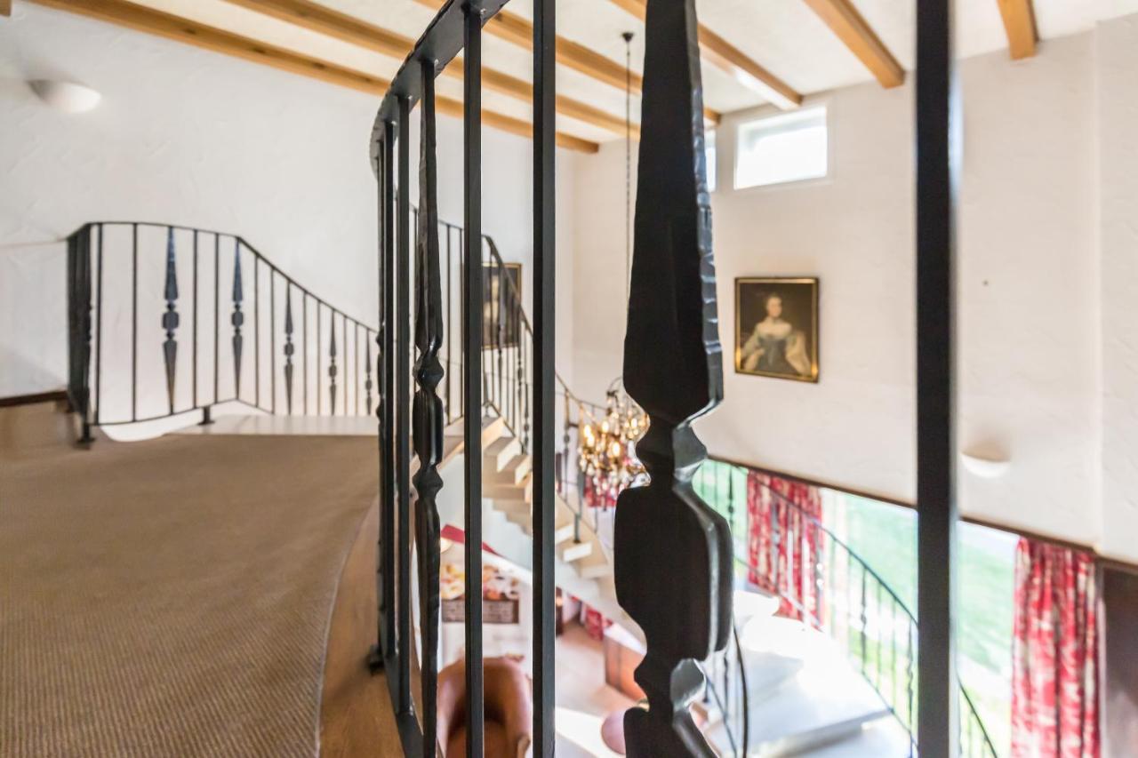 Vorderburg Hotel 3*